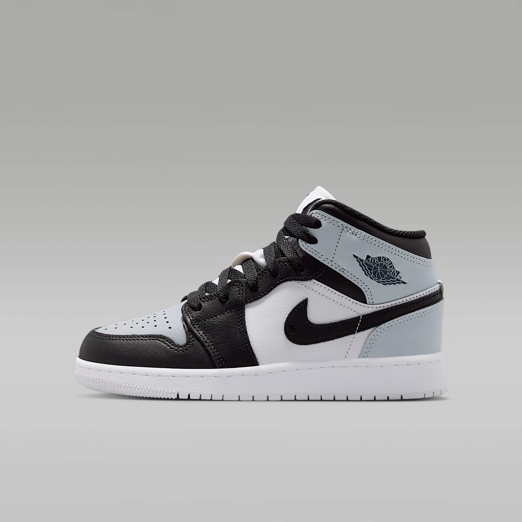 Air Jordan 1 Mid Big Kids' Shoes. Nike.com